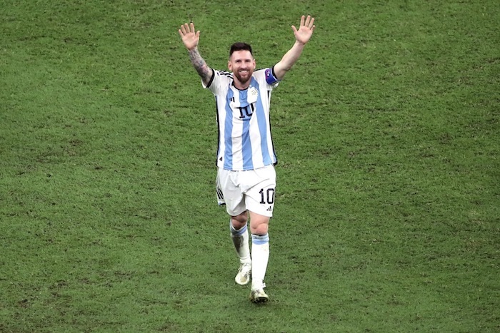 لماذا غادر ميسي بشكل مفاجئ معسكر منتخب الأرجنتين لماذا غادر ميسي بشكل مفاجئ معسكر منتخب الأرجنتين