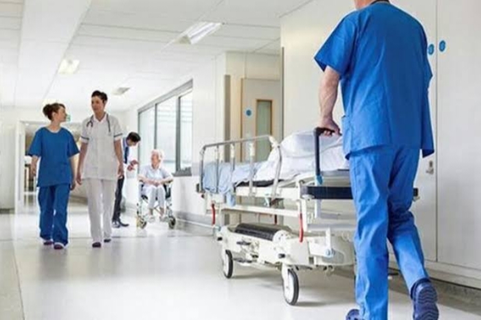 كندا تعتمد برنامجا جديدا لتسوية أوضاع الأطباء الأجانب