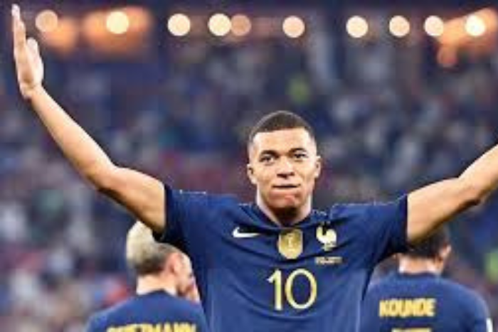 ريال مدريد يتلقى أنباء سيئة من معسكر منتخب فرنسا