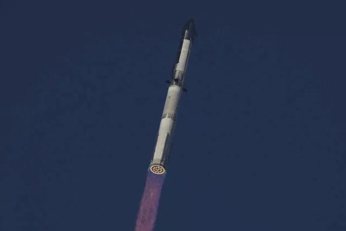 كوريا الجنوبية تعلن نجاحها في إطلاق صاروخ نوري