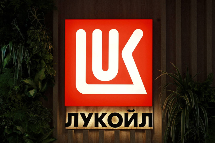 الولايات المتحدة توافق على إجراء معاملات مع شركات نفط روسية 