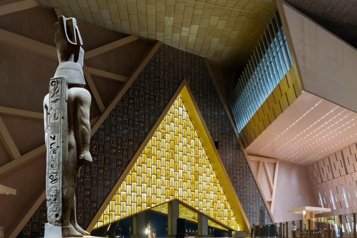 المتحف المصري الكبير يدفع بانتعاش سياحي واسع