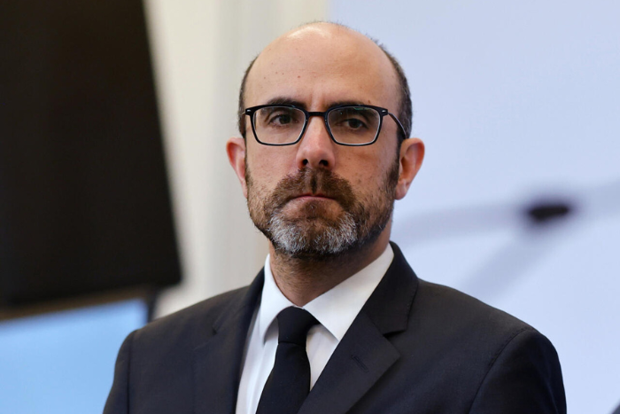 مدير الاستخبارات الفرنسي  إشارات من الجزائر لاستئناف الحوار بعد أزمة دبلوماسية