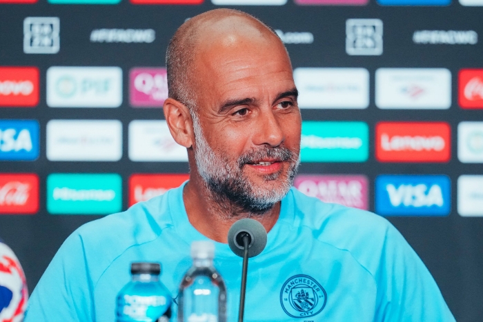 غوارديولا يدعو إلى مظاهرات في برشلونة دعما لفلسطين 