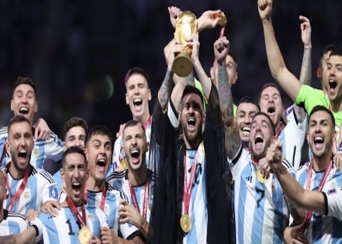 موندياليات: وأخيرا يفوز ميسي بكأس العالم   