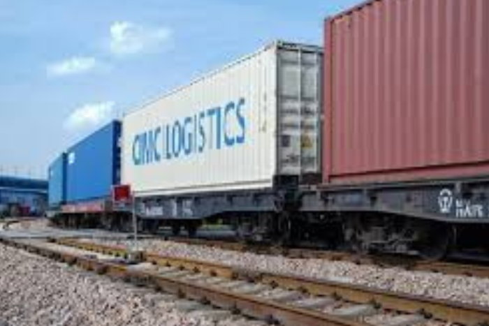 وصول أول قطار شحن روسي إلى إيران في وجهة جديدة للتجارة الدولية