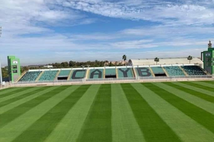 أشغال تهيئة وتجهيز الملعب البلدي ببرشيد تشارف على الانتهاء