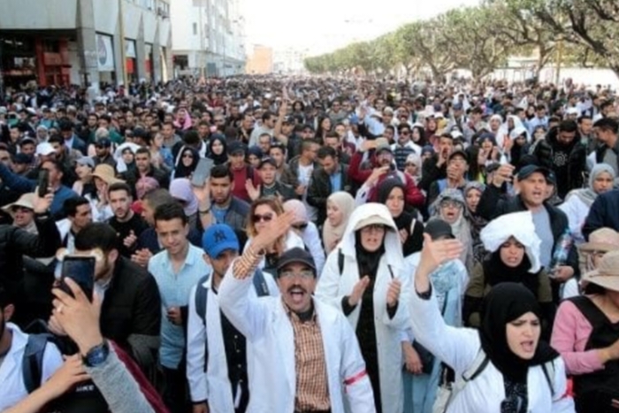المركزيات النقابية تعبر عن مطالب الشغيلة العمالية في مهرجاناتها بالدر الابيضاء