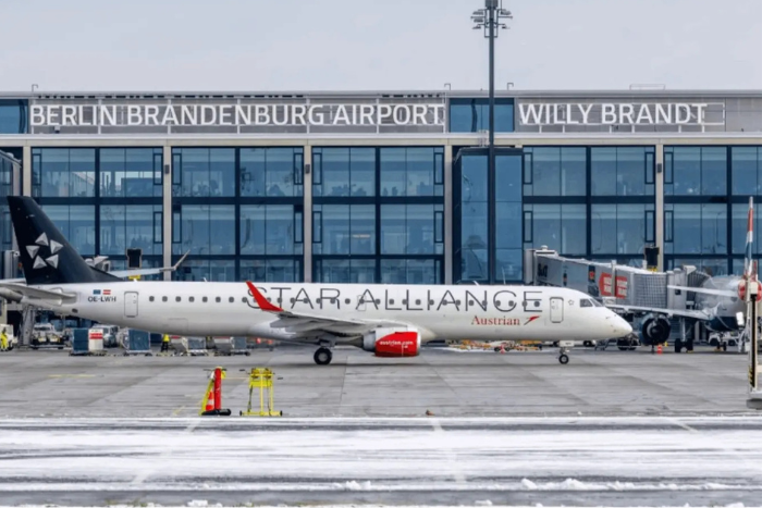 غموض يلف حادثة الطائرة المسيرة في مطار برلين بعد تعطيل حركة الطيران لساعتين غموض يلف حادثة الطائرة المسيرة في مطار برلين بعد تعطيل حركة الطيران لساعتين