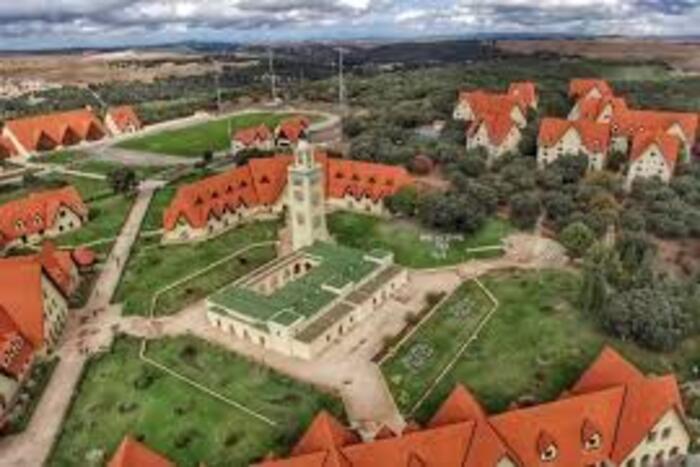 جامعة الأخوين تجري هاكاتون  لطلبة حول حلول مبتكرة لخلق تجربة بنكية سلسة