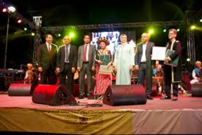 مهرجان العيطة المرساوية في نسخته ال 3 يلهب جمهور الدار البيضاء