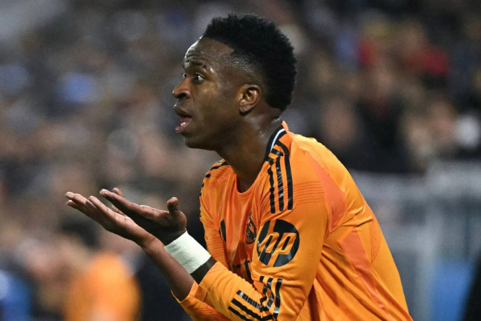 تحذير صارم من أنشيلوتي لڤينيسيوس جونيور قبل مونديال 2026