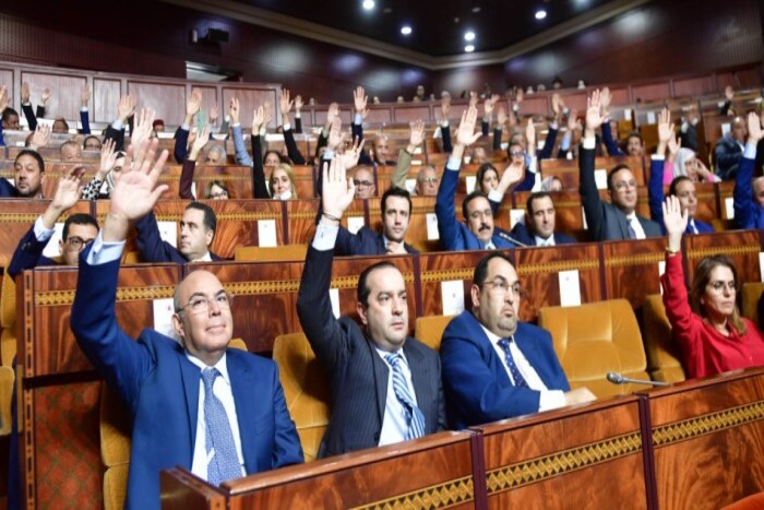 نواب الأمة يصادقون بالأغلبية على مشروع قانون متعلق بالتقييس والشهادة بالمطابقة والاعتماد