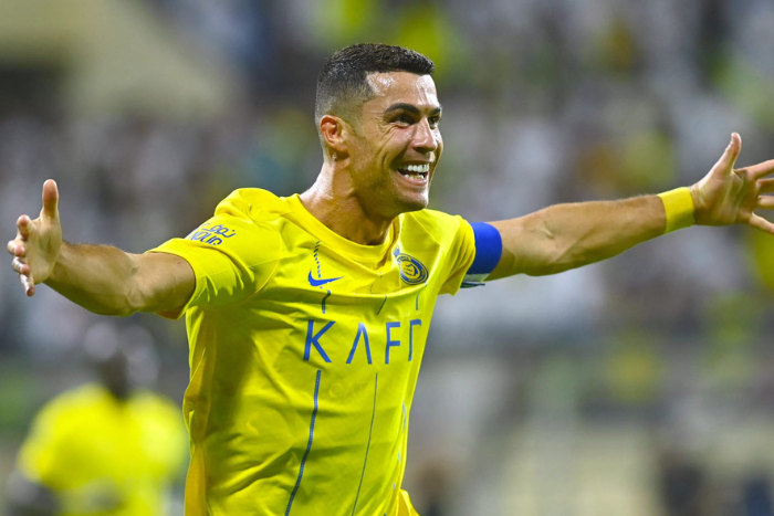 كريستيانو رونالدو يتربع على صدارة النقاش كأحد أبرز هدافي الدوري السعودي