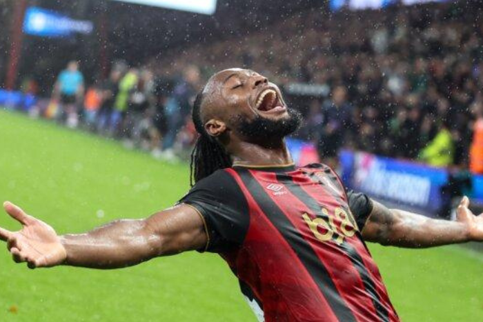 ليفربول يخطط للانقضاض على كارلوس باليبا في الميركاتو الصيفي المقبل