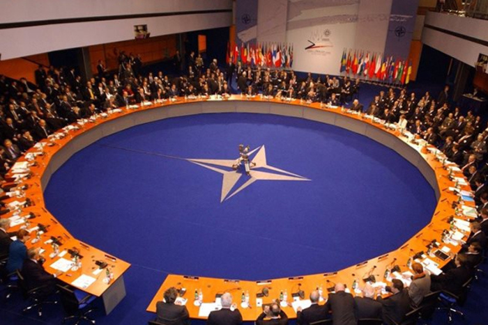 الناتو يرفع إنفاقه الدفاعي إلى مستويات تاريخية في مواجهة التمدد الروسي