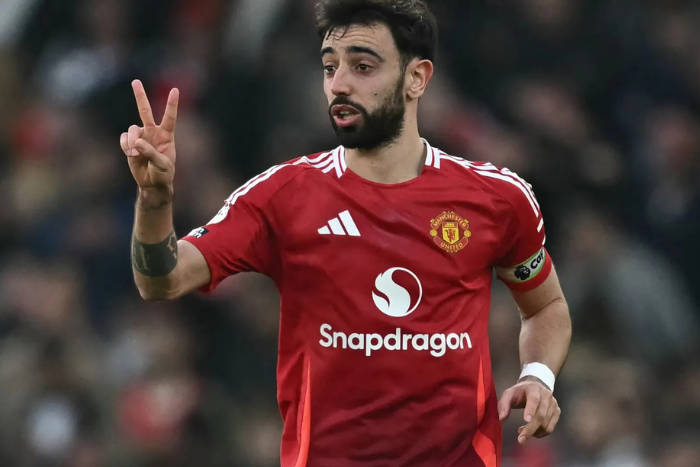 برونو فرنانديز يقترب من تجربة جديدة في الدوري السعودي