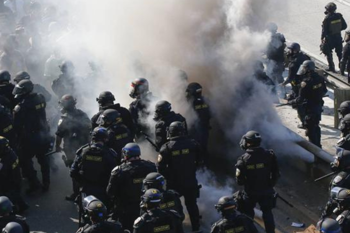 ترمب ينشر الحرس الوطني في شيكاغو وسط جدل قضائي حول عسكرة المدن الأميركية