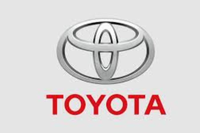 خلل برمجي يجبر تويوتا على استدعاء مليون سيارة في الولايات المتحدة