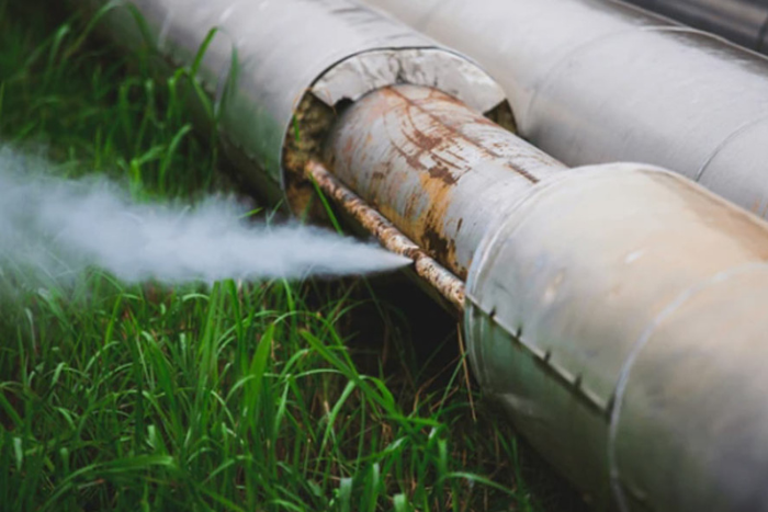 تسرب أمونيا سائلة إثر انفجار في مصنع أسمدة بولاية ميسيسيبي ودعوات لإخلاء السكان