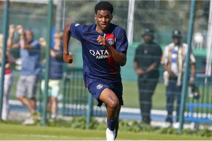 السنغال تخطف لاعب البياسجي إبراهيم مباي من المغرب 