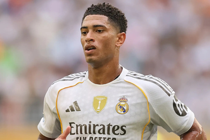 بيلينغهام يعود إلى كتيبة الأسود الثلاثة استعدادا لاستحقاقات نوفمبر