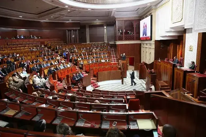 مجلس النواب يصادق بالأغلبية على قانون خاص بإصلاح المراكز الجهوية للاستثمار مجلس النواب يصادق بالأغلبية على قانون خاص بإصلاح المراكز الجهوية للاستثمار
