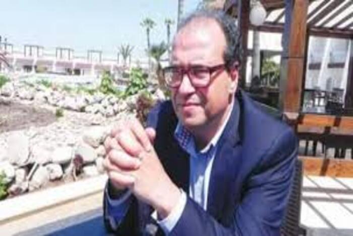 حسن نجمي يحصل على جائزة ابن عربي الدولية للأدب العربي حسن نجمي يحصل على جائزة ابن عربي الدولية للأدب العربي
