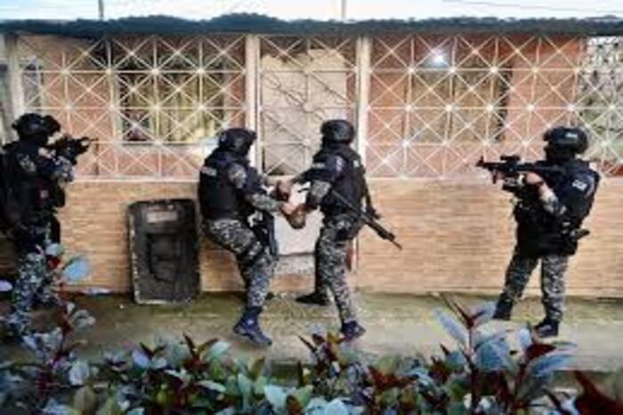 العصابات المسلحة بالإكوادور تقتل عددا من الأشخاص