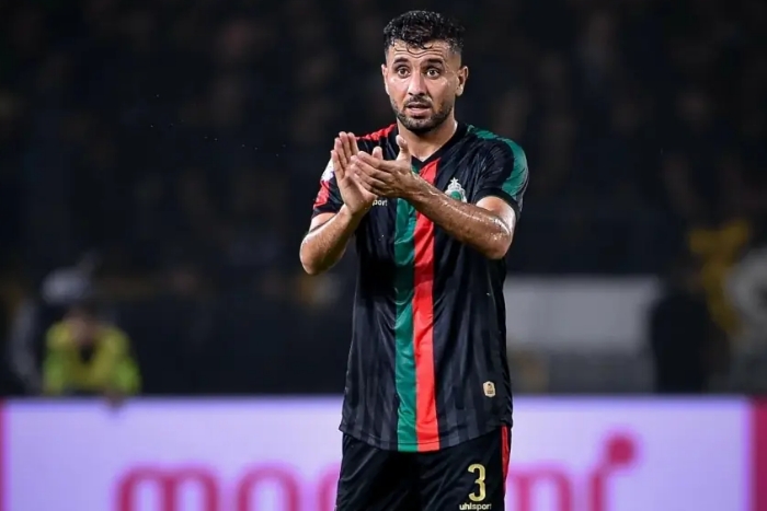 إدارة الجيش الملكي تسارع لتأمين لاعبيها الأساسيين في وجه الأندية الخليجية إدارة الجيش الملكي تسارع لتأمين لاعبيها الأساسيين في وجه الأندية الخليجية