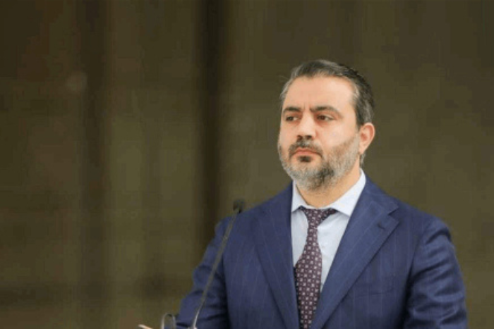 وزير الخارجية السوري يصل بيروت لمناقشة ملفات عالقة