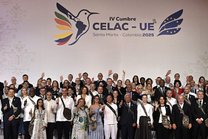 قمة سانتا مارتا توترات مع واشنطن وتصعيد الدبلوماسية الأوروبية واللاتينية