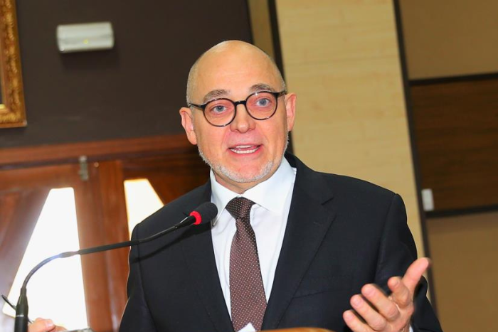 إشادة فرنسية بالاستراتيجية الملكية لتعزيز الدور البحري للقارة الإفريقية 