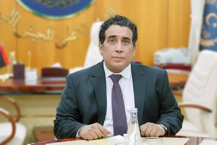 المنفي يشكل لجنة لمراجعة عقود النفط والكهرباء في ليبيا خلال خمس سنوات