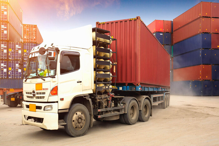 النقل البري للبضائع بإفريقيا مازال الأهم في الربط بين أسواق القارة