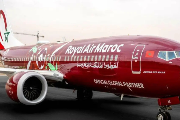 الكان 2025 الخطوط الملكية المغربية تحتفي في القاهرة بشغف كرة القدم