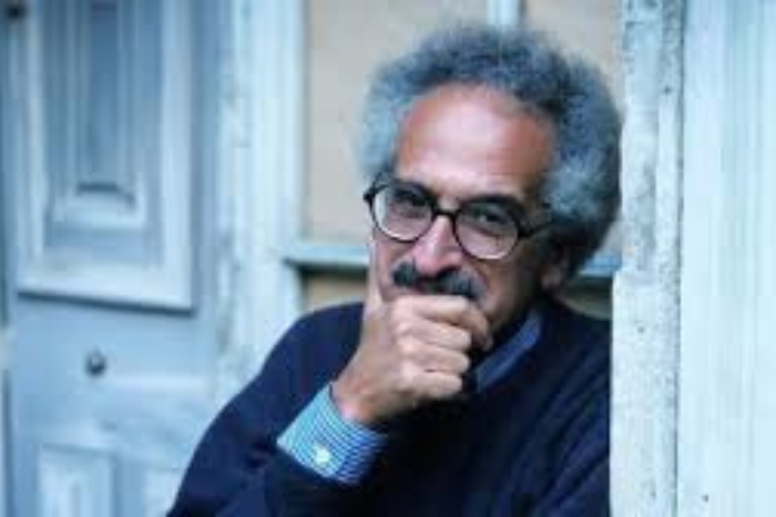 وفاة الكاتب المصري صنع الله إبراهيم عن 88 عاما وفاة الكاتب المصري صنع الله إبراهيم عن 88 عاما