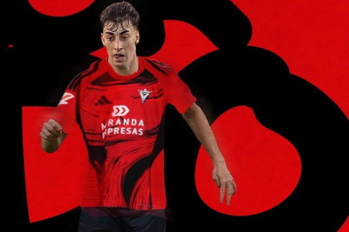إيكر كوردوبا موهبة فالنسيا الشابة تلفت الأنظار في ميرانديس