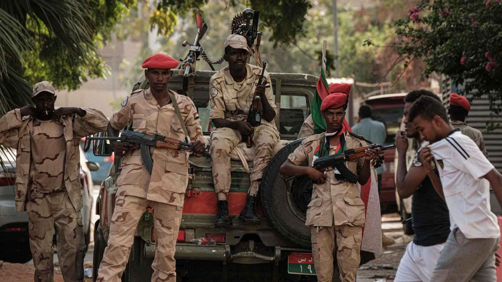 السودان مقتل نحو 300 شخص على يد قوات الدعم السريع السودان مقتل نحو 300 شخص على يد قوات الدعم السريع