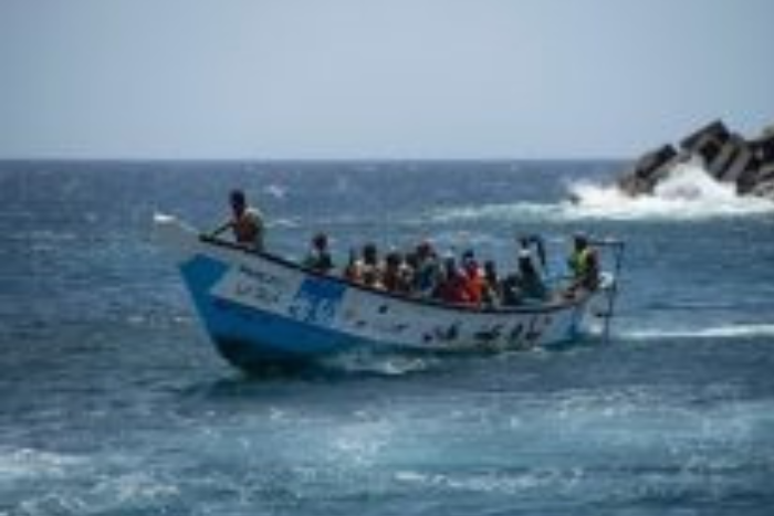 إنقاذ 112 مهاجرا بعرض البحر في السينغال 