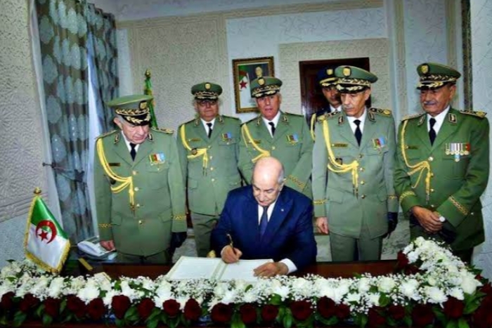 الجزائر: في مؤشر على اضطرابات النظام، تبون يقيل عددا من العسكريين 