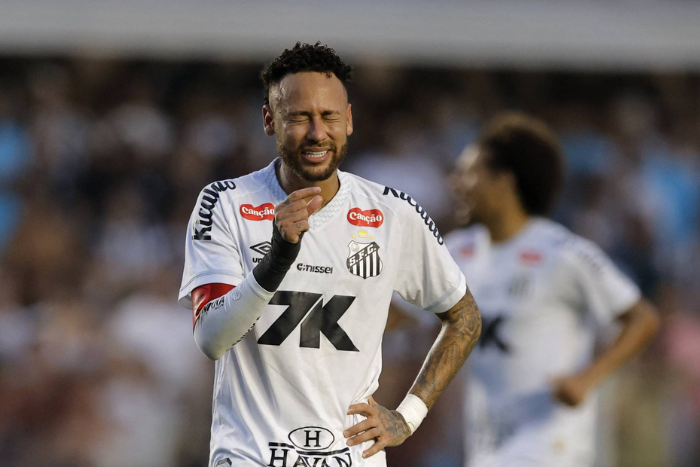 نيمار يعود للتسجيل وسانتوس يواصل معاناته في صراع الهبوط