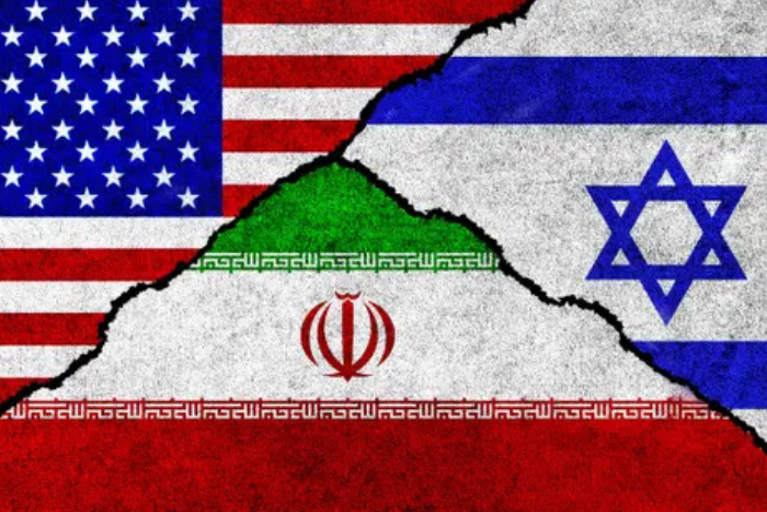 الشرق الأوسط والعالم يدعون للتهدئة بعد تدخل واشنطن عسكريا ضد إيران      
