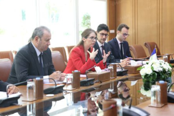 وزيرة فرنسية تشيد بتقدم المغرب في تعزيز حضور المرأة في القطاعات الإستراتيجية وزيرة فرنسية تشيد بتقدم المغرب في تعزيز حضور المرأة في القطاعات الإستراتيجية