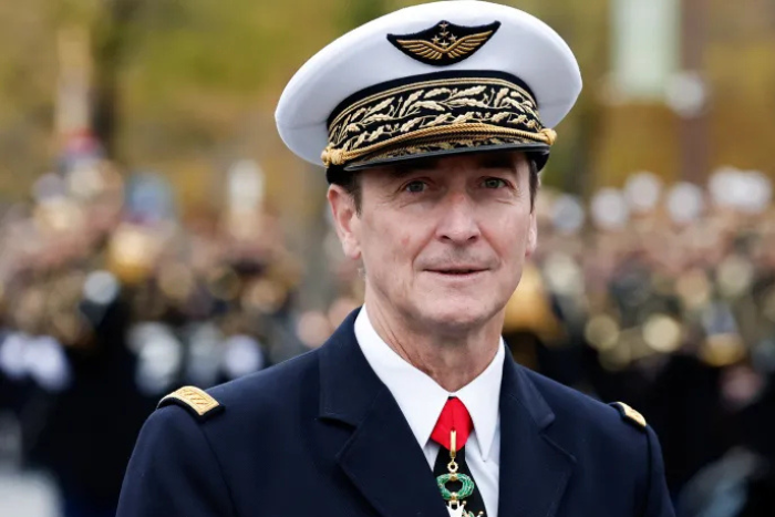 رئيس أركان الجيش الفرنسي يحذر من خطر حرب في أوروبا