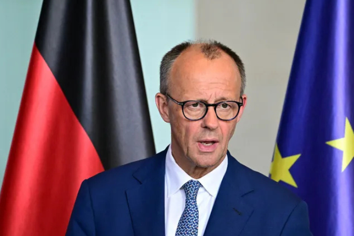 ميرتس ينتقد غياب ترامب عن قمة العشرين ويؤكد: العالم يعيد تشكيل خريطة تحالفاته