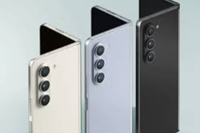 سامسونج تكشف موعد إهواتف قابلة للطي بتصميم نحيف وجهاز Ultra جديد في الأفق سامسونج تكشف موعد إهواتف قابلة للطي بتصميم نحيف وجهاز Ultra جديد في الأفق
