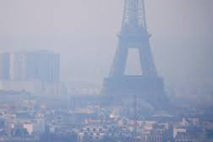 جهود مكافحة تلوث الهواء بباريس توفر 61 مليار أورو خلال عشر سنوات
