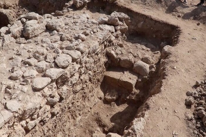اكتشلفات أثرية بموقع المدينة الغربيى بسيدي بنور