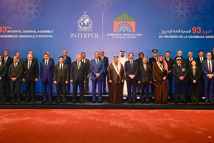 الجمعية العامة الـ 93 للأنتربول تحذر من تنامي تهديد مراكز الاحتيال العابرة للحدود